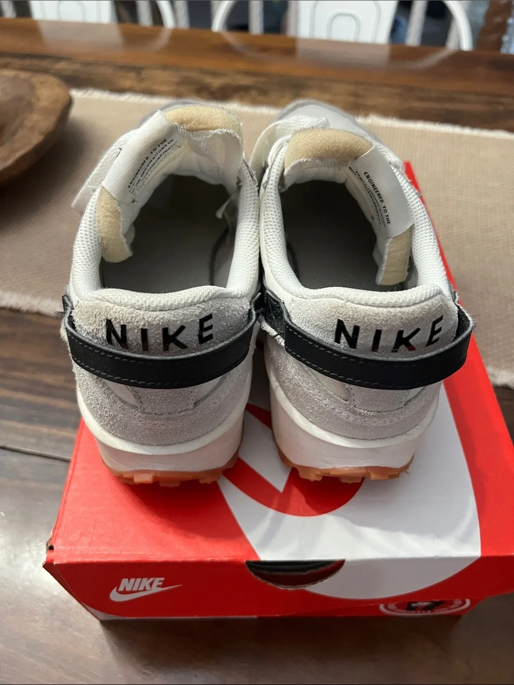 Womens Nike waffle debut size 8